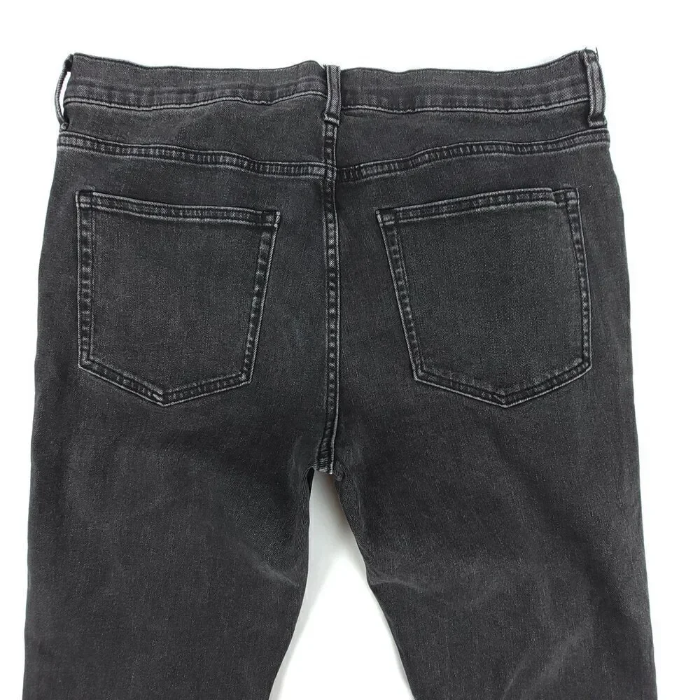 Everlane taking offers